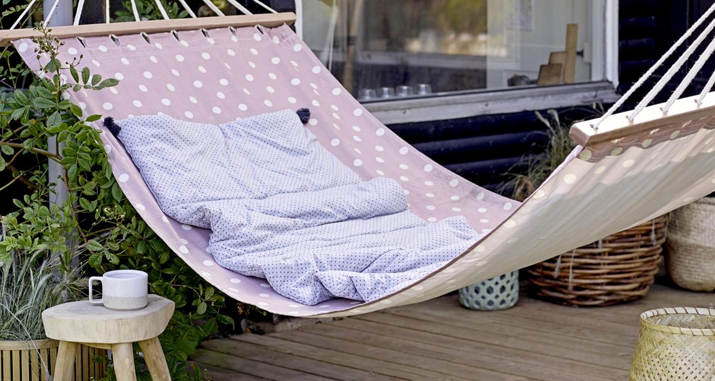 Hängematte Outdoor Garten Terrasse Einrichten Living entspannen wohlfühlen Wohnen