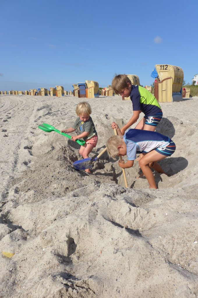 Sandburgen bauen auf Fehmarn